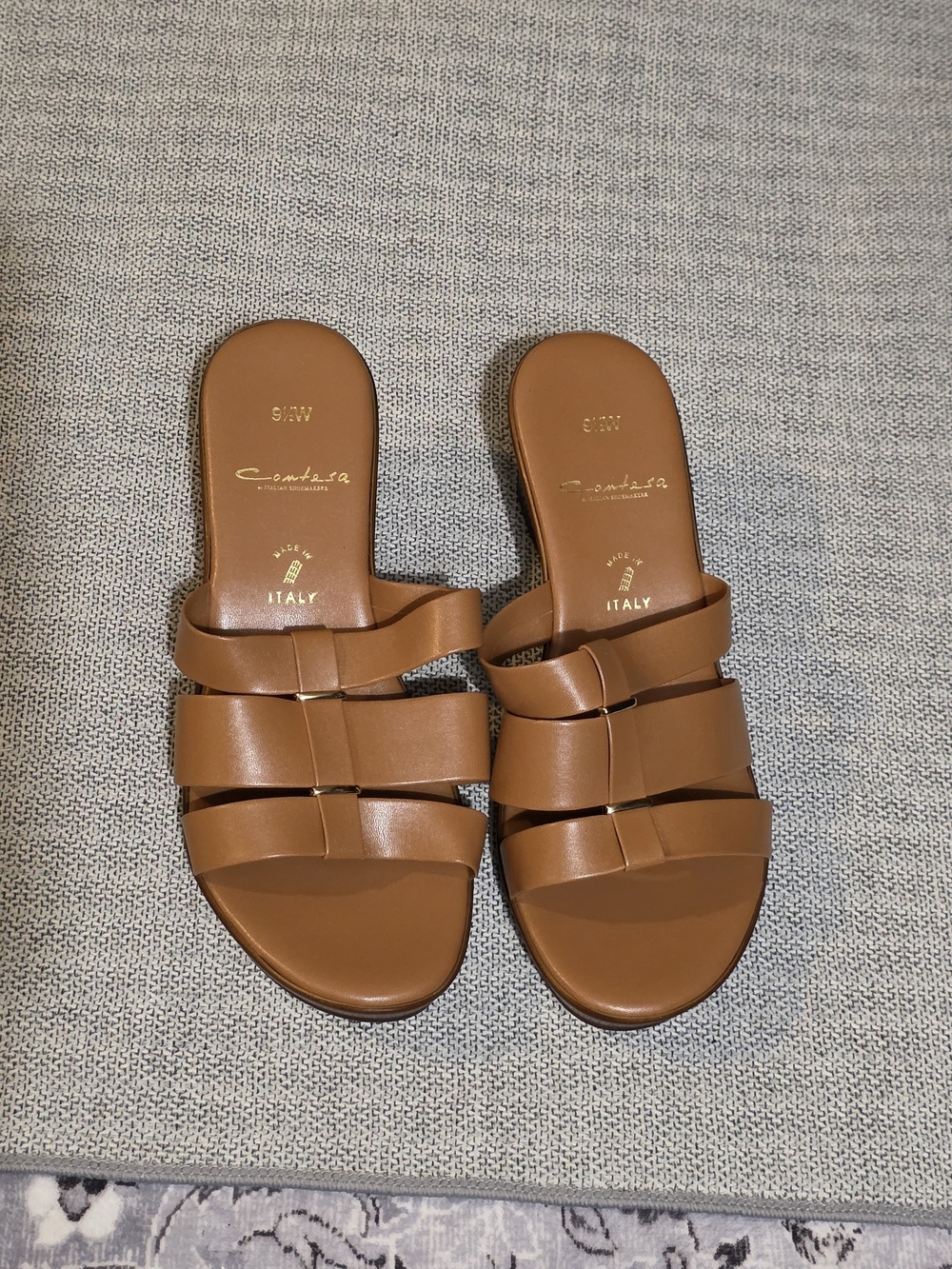 Sandals Women Leather Slide in Brown by
